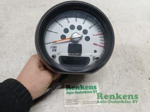 Used Tachometer Mini Mini (R56) 1.6 16V Cooper S Price € 40,00 Margin scheme offered by Renkens Auto-Onderdelen B.V.