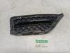 Bumper grille from a BMW X1 (E84) sDrive 18d 2.0 16V 2013