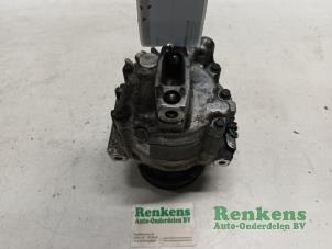 Used Air conditioning pump Opel Karl 1.0 12V Price € 75,00 Margin scheme offered by Renkens Auto-Onderdelen B.V.