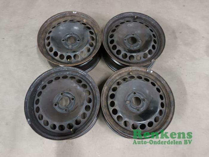 Set of wheels - Steel GM - Renkens Auto-Onderdelen B.V.