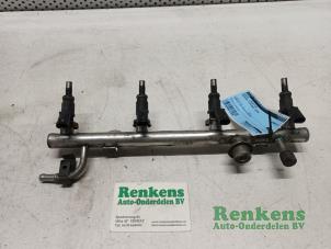 Used Fuel injector nozzle Mercedes A (W169) 2.0 A-200 5-Drs. Price € 35,00 Margin scheme offered by Renkens Auto-Onderdelen B.V.