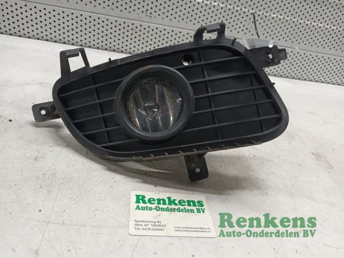 Fog light, front right from a Mercedes-Benz A (W169) 2.0 A-200 5-Drs. 2009