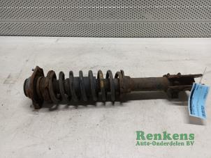Used Front shock absorber rod, right Opel Agila (A) 1.0 12V Twin Port Price € 30,00 Margin scheme offered by Renkens Auto-Onderdelen B.V.