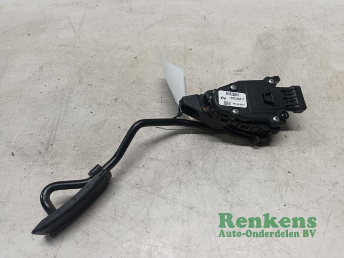 Accelerator pedal from a Nissan Almera (N16) 1.5 16V 2004