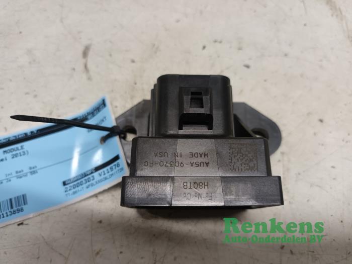 ADM fuel module from a Ford Focus 3 Wagon 1.0 Ti-VCT EcoBoost 12V 100 2013