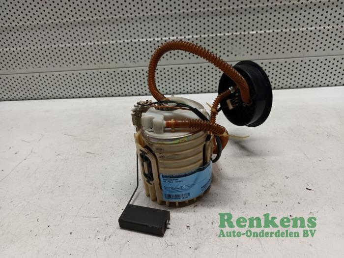 Usagé Pompe essence Volkswagen Polo III Classic (6KV2) 2.0 Prix € 35,00 Règlement à la marge proposé par Renkens Auto-Onderdelen B.V.