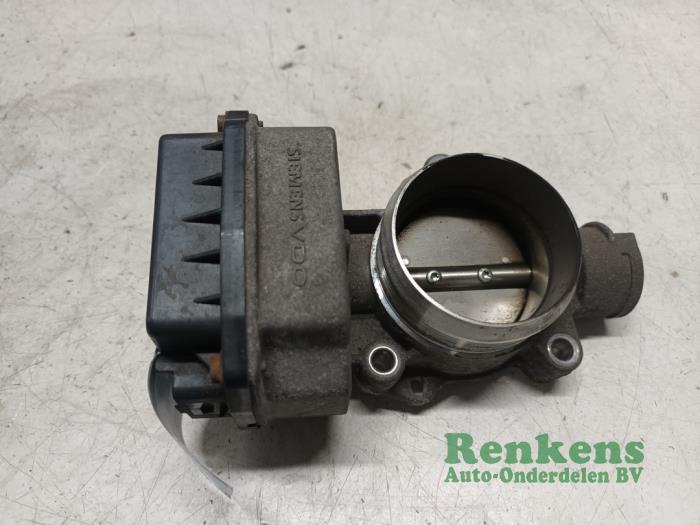 Usagé Boitier papillon Citroen C5 II Berline (RC) 2.0 16V Prix € 40,00 Règlement à la marge proposé par Renkens Auto-Onderdelen B.V.