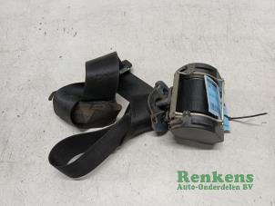Used Rear seatbelt, left Opel Combo Tour (Corsa C) 1.6 16V CNG Price € 25,00 Margin scheme offered by Renkens Auto-Onderdelen B.V.