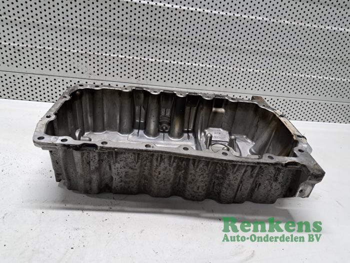 Gebrauchte Ölwanne Volkswagen Touran (1T1/T2) 2.0 TDI DPF Preis € 25,00 Margenregelung angeboten von Renkens Auto-Onderdelen B.V.