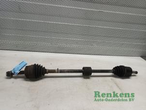 Used Front drive shaft, right Opel Combo (Corsa C) 1.3 CDTI 16V Price € 35,00 Margin scheme offered by Renkens Auto-Onderdelen B.V.