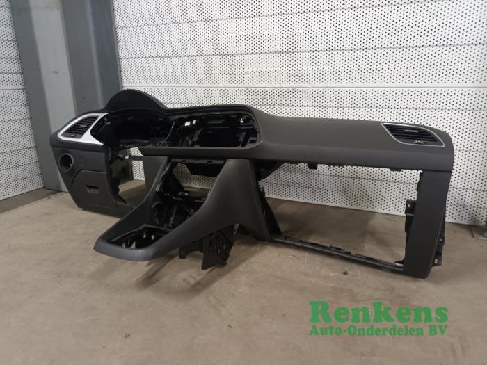 Airbag Set+Modul van een Seat Leon ST (5FF) 1.6 TDI Ecomotive 16V 2015