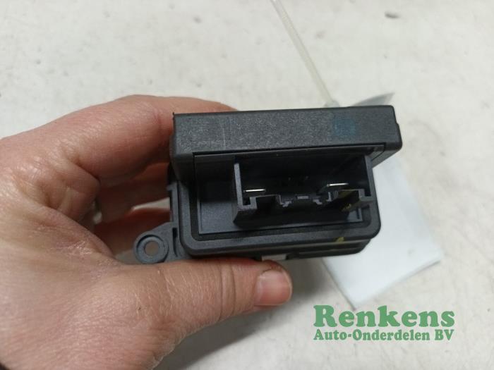 Heater resistor from a Ford Fiesta 6 (JA8) 1.6 TDCi 16V 95 2011