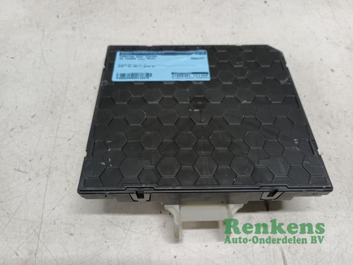 Used Body control computer Volkswagen Touran (5T1) 2.0 TDI 150 Price € 100,00 Margin scheme offered by Renkens Auto-Onderdelen B.V.