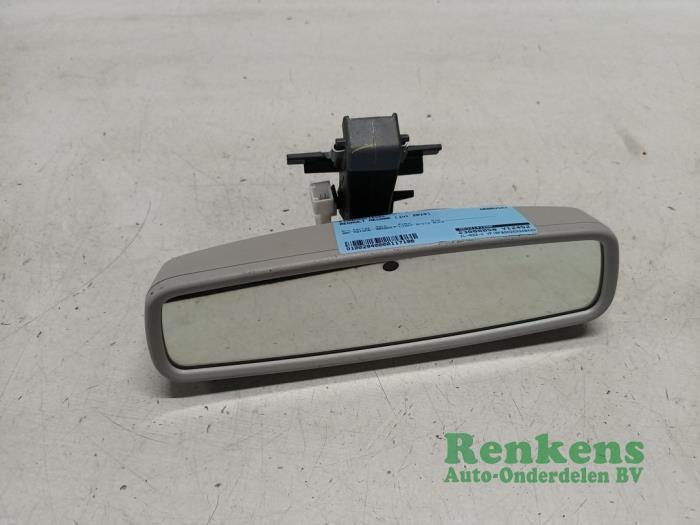 Rear view mirror from a Renault Megane IV (RFBB) 1.3 TCe 140 16V 2019
