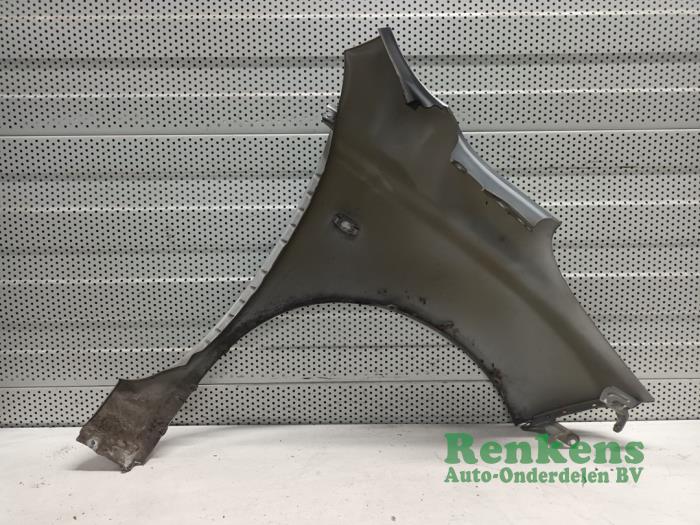 Front wing, left from a Nissan Micra (K12) 1.4 16V 2003