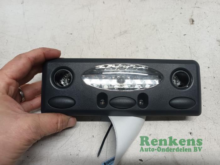 Begagnade Innerbelysning, fram Austin Mini Open (R52) 1.6 16V Cooper S Pris € 20,00 Marginaltabell erbjuds av Renkens Auto-Onderdelen B.V.