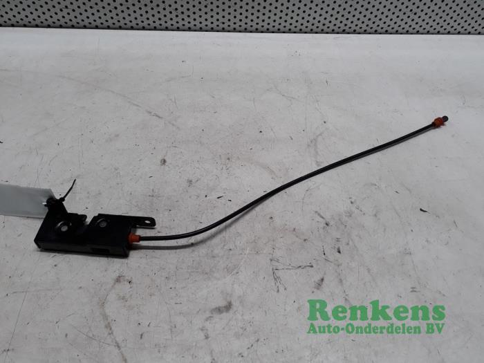 Używane Blokada dachu cabrio Austin Mini Open (R52) 1.6 16V Cooper S Cena € 20,00 Procedura marży oferowane przez Renkens Auto-Onderdelen B.V.