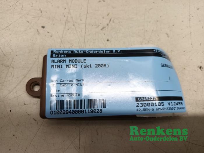 Gebrauchte Alarm Modul Austin Mini Open (R52) 1.6 16V Cooper S Preis € 15,00 Margenregelung angeboten von Renkens Auto-Onderdelen B.V.