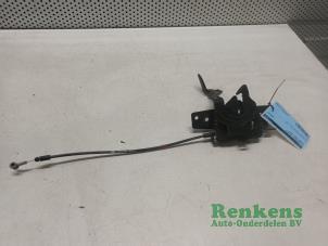 Used Bonnet lock mechanism Hyundai Kona (OS) 1.0 T-GDI 12V Price € 40,00 Margin scheme offered by Renkens Auto-Onderdelen B.V.