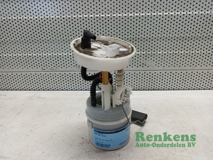 Gebrauchte Benzinpumpe Mini Mini (R56) 1.4 16V One Preis € 40,00 Margenregelung angeboten von Renkens Auto-Onderdelen B.V.
