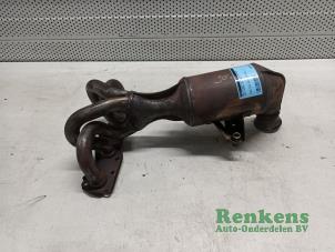 Used Exhaust manifold + catalyst Mini Mini (R56) 1.6 16V Cooper Price on request offered by Renkens Auto-Onderdelen B.V.