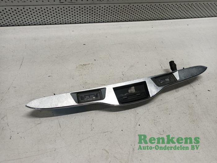 Tailgate handle Fiat 500 1.2 69 Renkens AutoOnderdelen B.V.