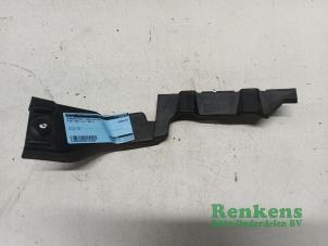 Used Rear bumper bracket, left Fiat 500 (312) 1.2 69 Price € 15,00 Margin scheme offered by Renkens Auto-Onderdelen B.V.