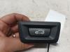 BMW 5 serie Touring (G31) 523d 2.0 TwinPower Turbo 16V Tailgate switch