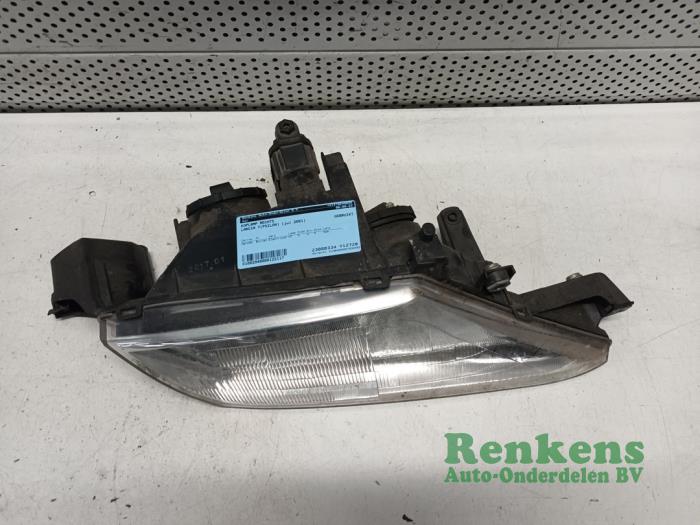 Headlight, right Lancia Ypsilon 1.2 LE,LS