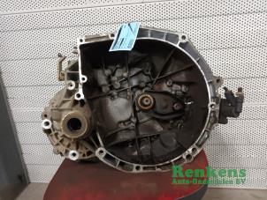 Used Gearbox Peugeot 207 CC (WB) 1.6 16V Price on request offered by Renkens Auto-Onderdelen B.V.