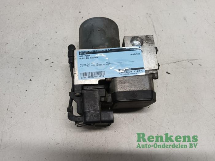 Usagé Bloc ABS Audi A6 Avant (C5) 2.4 V6 30V Prix sur demande proposé par Renkens Auto-Onderdelen B.V.
