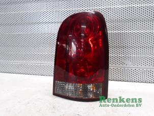 Used Taillight, right Ssang Yong Rexton 2.7 Xdi RX/RJ 270 16V Price on request offered by Renkens Auto-Onderdelen B.V.