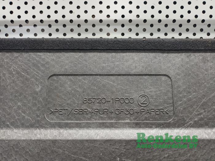 Boot mat from a Hyundai iX20 (JC) 1.4i 16V 2015