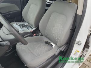 Used Set of upholstery (complete) Chevrolet Aveo (300) 1.2 16V Price on request offered by Renkens Auto-Onderdelen B.V.