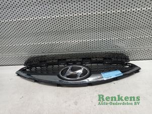 Used Grille Hyundai iX20 (JC) 1.4i 16V Price € 40,00 Margin scheme offered by Renkens Auto-Onderdelen B.V.