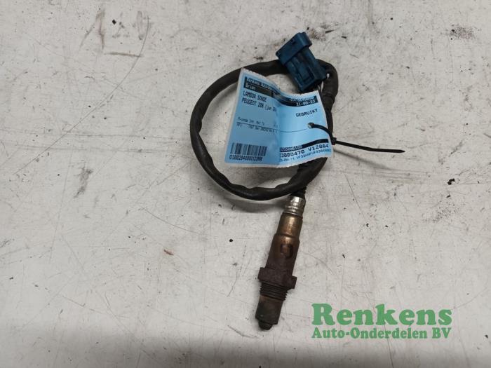 Używane Sonda lambda Peugeot 206 (2A/C/H/J/S) 1.6 16V Cena € 20,00 Procedura marży oferowane przez Renkens Auto-Onderdelen B.V.