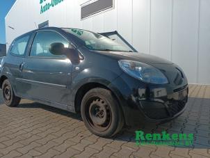 Used Front end, complete Renault Twingo II (CN) 1.2 Price on request offered by Renkens Auto-Onderdelen B.V.