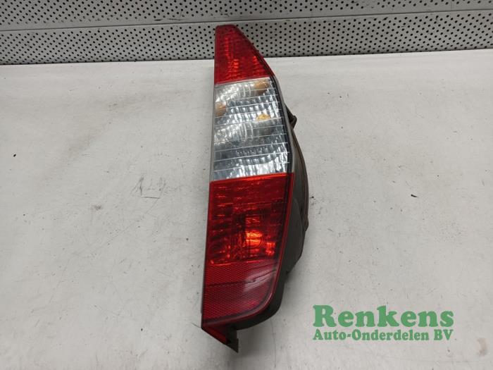 Taillight, right from a Fiat Doblo (223A/119) 1.6 16V 2005