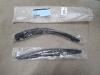 Rear wiper arm from a Peugeot 107, 2005 / 2014 1.0 12V, Hatchback, Petrol, 998cc, 50kW (68pk), FWD, 384F; 1KR, 2005-06 / 2014-05, PMCFA; PMCFB; PNCFA; PNCFB