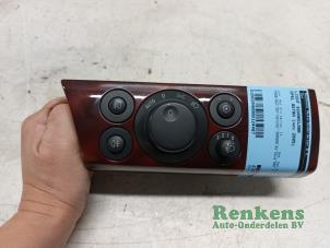Usados Interruptor de luz Opel Astra H (L48) 1.6 16V Twinport Precio € 20,00 Norma de margen ofrecido por Renkens Auto-Onderdelen B.V.