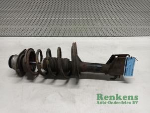 Used Front shock absorber rod, left Fiat Doblo (223A/119) 1.2 Price € 35,00 Margin scheme offered by Renkens Auto-Onderdelen B.V.