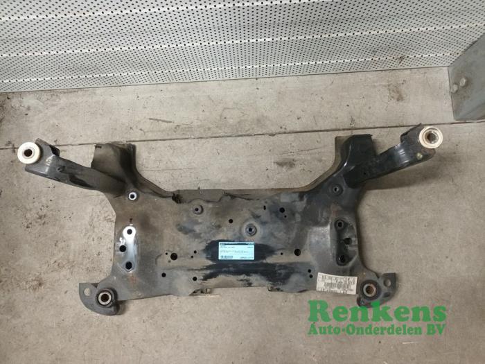 Used Subframe Ford Focus 3 Wagon 1.6 Ti-VCT 16V 105 Price € 70,00 Margin scheme offered by Renkens Auto-Onderdelen B.V.