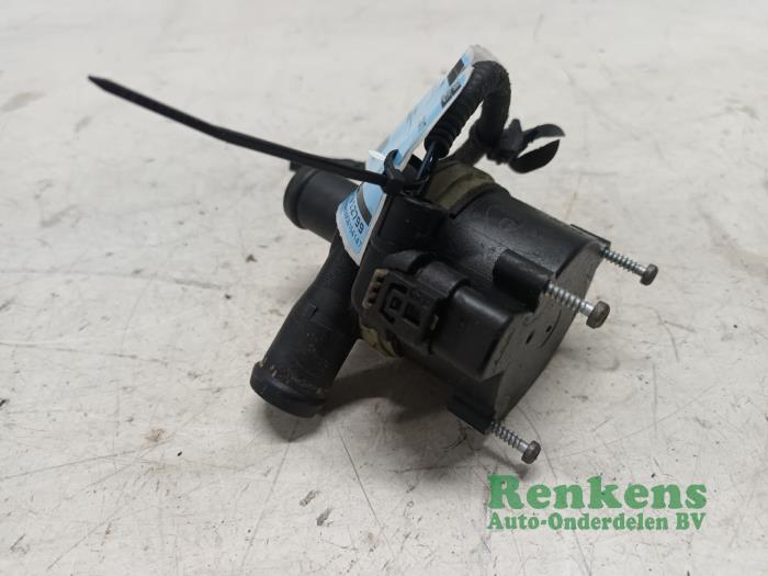 Begagnade Extra vattenpump Chevrolet Aveo (300) 1.2 16V Pris € 25,00 Marginaltabell erbjuds av Renkens Auto-Onderdelen B.V.