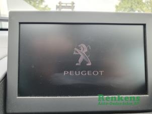 Usados Pantalla interior Peugeot 308 SW (4E/H) 1.6 HDi 16V FAP Precio de solicitud ofrecido por Renkens Auto-Onderdelen B.V.