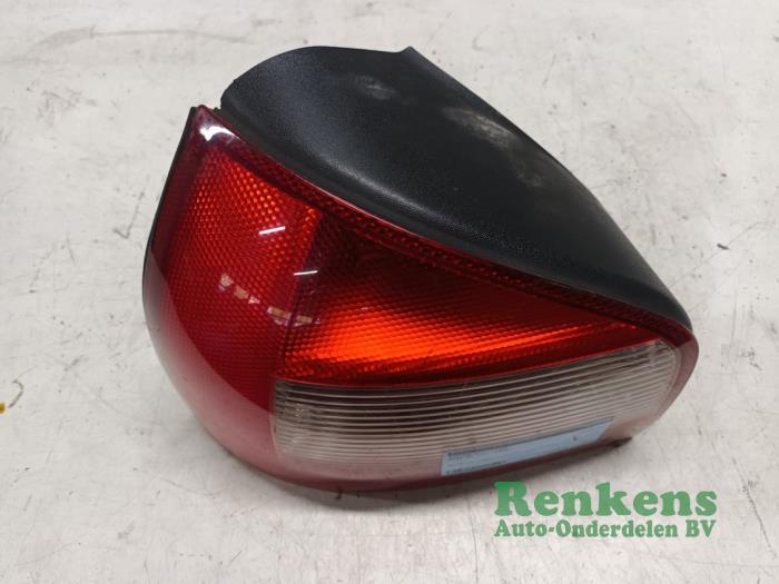 Taillight, left from a Audi A3 (8L1) 1.8 20V Turbo 1998