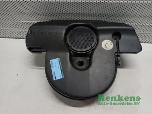 Used Subwoofer Mercedes B (W245,242) 2.0 B-200 CDI 16V Price on request offered by Renkens Auto-Onderdelen B.V.
