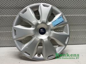 Used Wheel cover (spare) Ford Focus 3 Wagon 1.6 Ti-VCT 16V 105 Price € 20,00 Margin scheme offered by Renkens Auto-Onderdelen B.V.