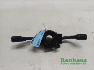 Used Steering column stalk Audi A4 Avant (B5) 2.4 30V Price € 35,00 Margin scheme offered by Renkens Auto-Onderdelen B.V.