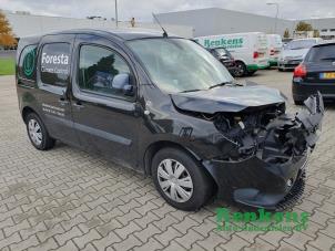 Used Front wing, right Mercedes Citan (415.6) 1.5 109 CDI Price on request offered by Renkens Auto-Onderdelen B.V.