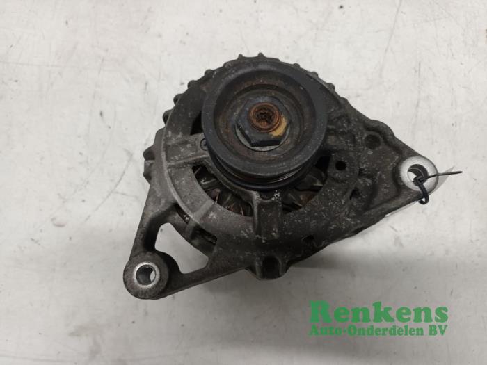 Gebrauchte Dynamo Audi A4 (B5) 1.6 Preis € 35,00 Margenregelung angeboten von Renkens Auto-Onderdelen B.V.